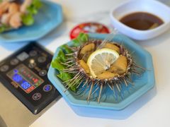 生吃海胆-海味当家·蒸锅海鲜(中山广场创始店)