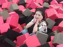 -嘿哟动霸CHUA·新潮玩运动娱乐中心·蹦床滑冰团建乐园