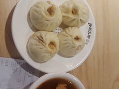 -凤起龙游老面包子(凯德晶品店)