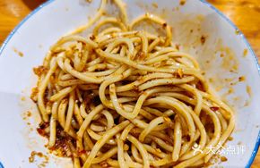 Hot Dan Dan Noodles