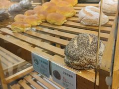 -BROAD面包路·欧式面包(龙湖时代C馆店)