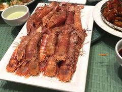 -老街坊美食汇(玉兰大街店)