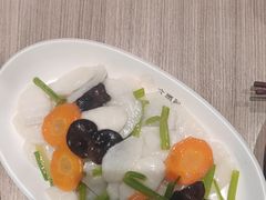 -六泰居·尔滨地标·东北菜(泰山路店)