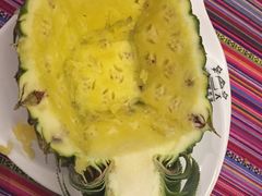 -香巴拉云南餐厅(华莱坞店)