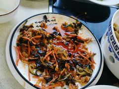 -巴音陶日故德烩菜馆(体育场店)