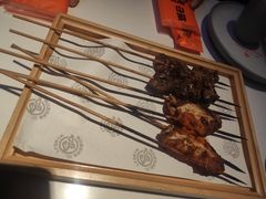 -鸣记脆皮烤鱼·海鲜烤鱼(三八广场店)
