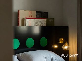 “老破小”中的家庭剧院，上海