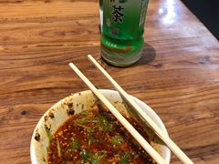 麻酱小料-万记麻辣烫国展总店