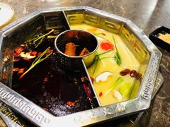 -佬土鹅肠火锅(解放路店)