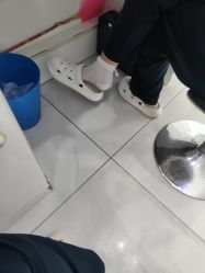 -靓芙泉·0感专研祛痘