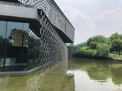 -知美术馆