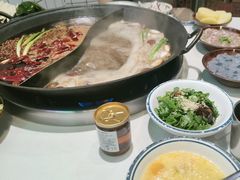 -卤校长老火锅(杨家坪直营店)