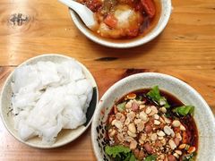 -余庆小吃(小吃一条街店)