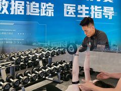 -懒人Club健身(卓越时代广场店)