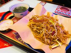 腊肠炒河粉-赵财财·肠粉·煲仔饭(华润万象城店)