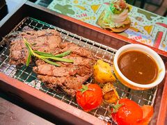 -Famous肥猫墨西哥音乐餐吧(五棵松华熙LIVE店)