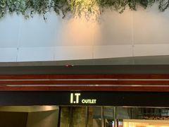 -东荟城名店仓