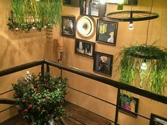 -胡桃里音乐餐厅(陶溪川店)(川湘赣菜·世界百大酒庄直供红酒·音乐表演)