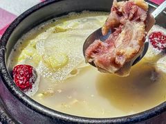-益百岁牛尾汤(香山路店)