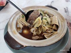 蔬菜肉骨茶-新峰肉骨茶