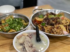 -雷祖芳老妈蹄花店