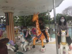 -玄武湖景区-情侣园游乐场