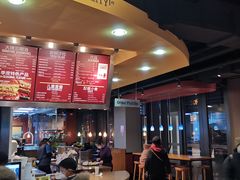 -The Habit Burger Grill 哈比特汉堡(复兴soho店)