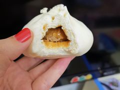 -白玉兰食品甜凤店(合生汇店)