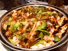 生啫千岛湖鱼头（砂锅）-维园悦谱·海派家常菜(乌鲁木齐南路店)