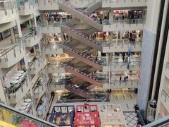 -百荣世贸商城