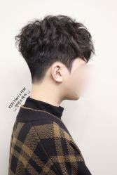 -即型男士理发工作室