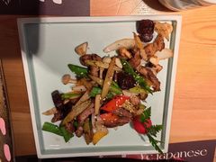 -萤初高端日料王(曲江银泰店)