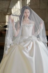 -艺憬婚纱礼服·造型(二七万达店)