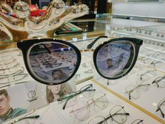 -潘多拉眼镜·蔡司依视路明月(潘家园店)