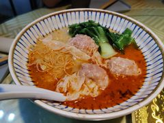 鲜虾云吞竹升面-廣九广味食堂-猪肚鸡火锅(曼哈顿店)