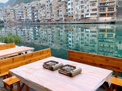 -古城苗家土菜馆(河景餐厅店)