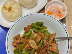 -李与白包子铺(桐梓林店)
