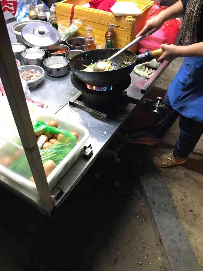 興順街夜市工大炒飯-