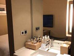 飞行房洗手台-上海中航虹桥机场泊悦酒店