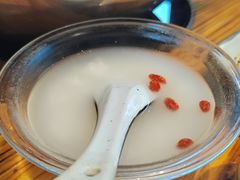 -老凯俚酸汤鱼(鸿通城店)