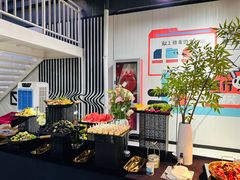 -极限PLAY运动娱乐新世界·团建派对潮玩休闲馆·室内蹦极高空游乐园