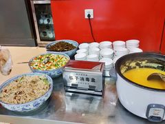 -闫家驴肉老店(华电一校店)