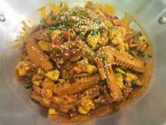 -张大师鸭爪爪特色干锅(南湖店)