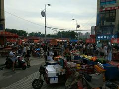 -大学城美食街