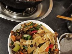 -鸿顺老铁锅美蛙鱼府(解放碑店)