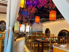 -荷塘秋月·本帮江浙菜(国权路店)