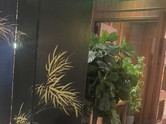 -八府香鸭·啫啫煲(华山路店)