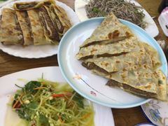 -溢心园香河肉饼总店