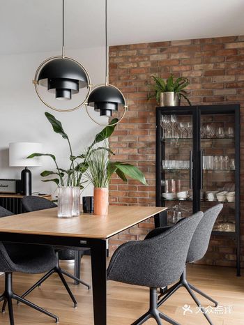 屋主夫妇希望自己的家可以保持与大自然的亲密度