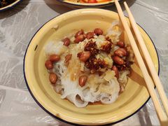 刮凉粉-东排食堂长沙小吃大排档(五一广场店)